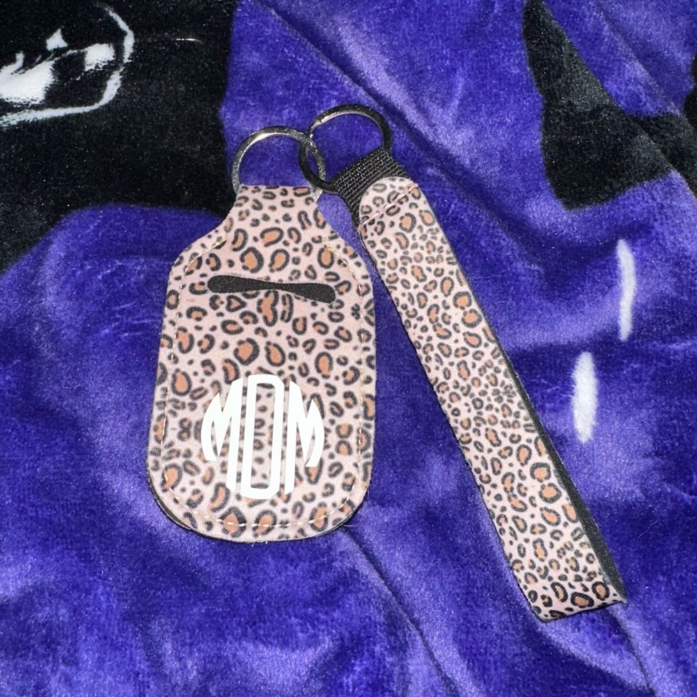 Leopard Print Keychain Holder